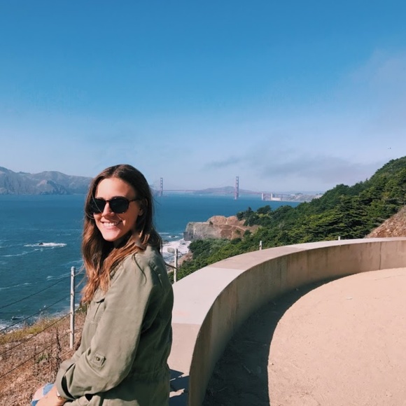 Meet your Posher, Meredith - Picture 8 of 8